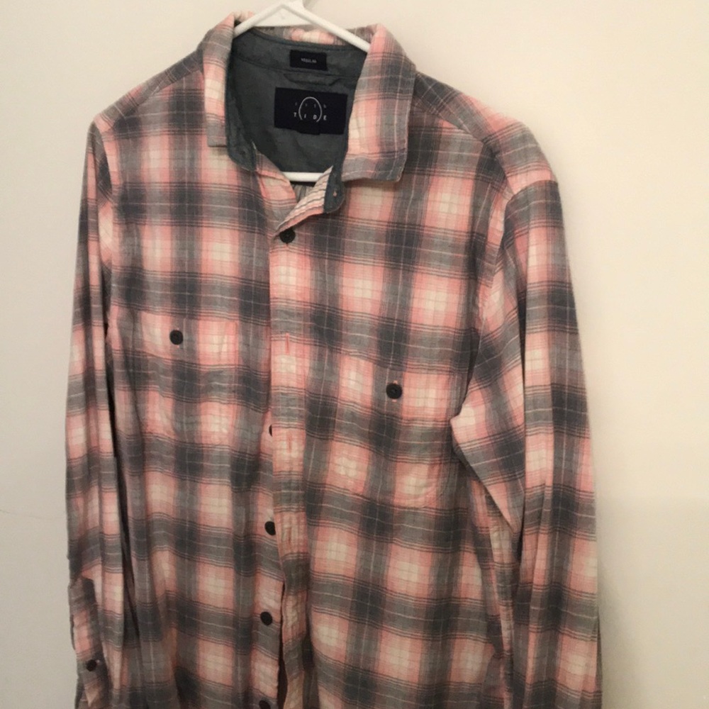 Even Tide Men’s Button Down Shirt